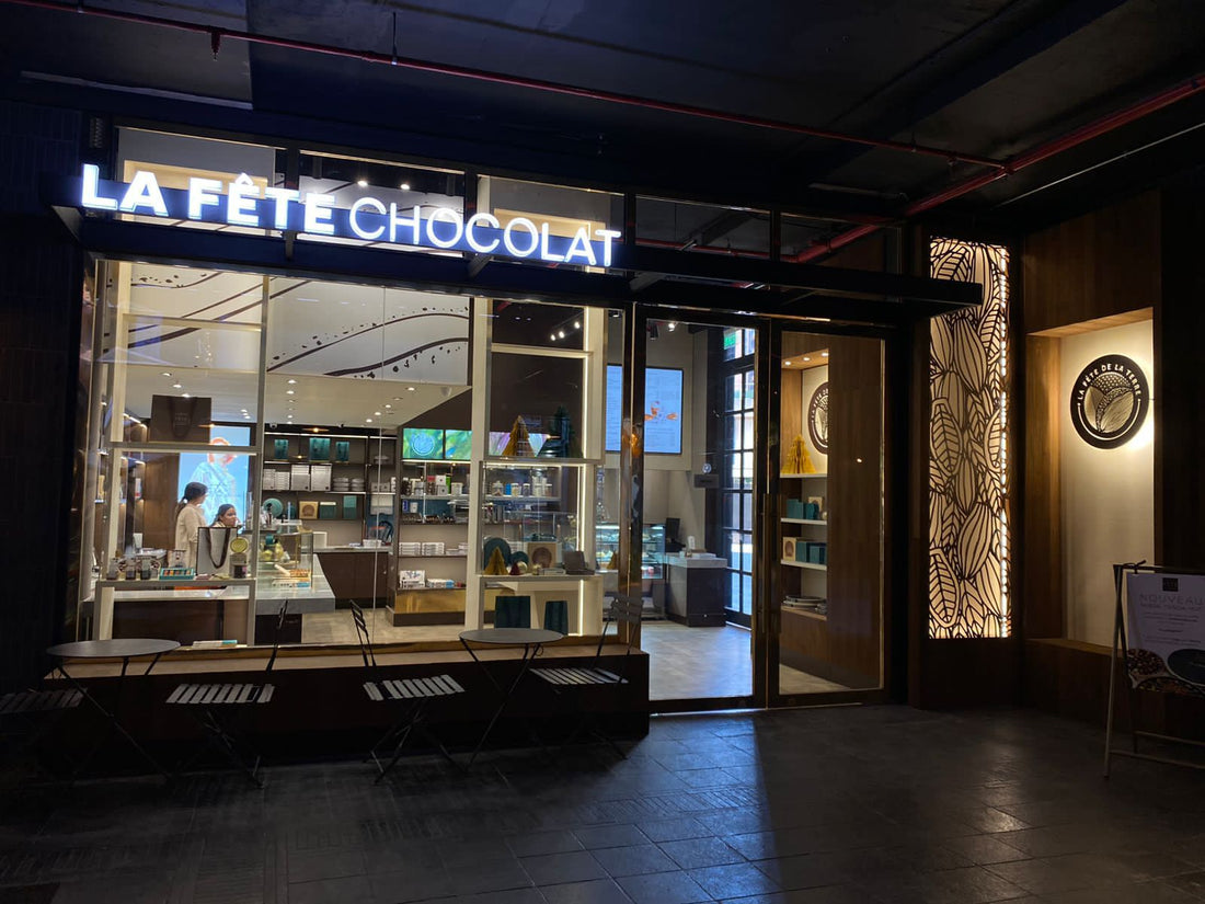 Nueva tienda y cafetería para llevar en MUT